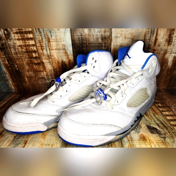 Nike Air Jordan Retro Stealth/White/Hyper Royal DD0587-140 Size 11